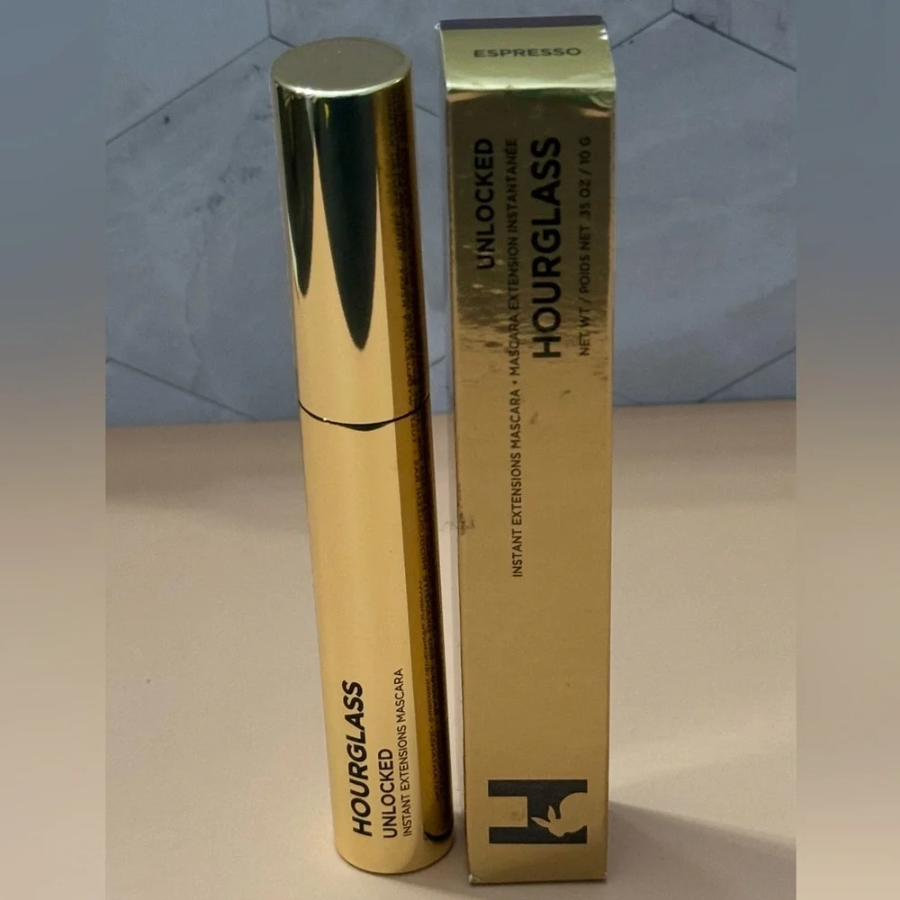 Hourglass Unlocked Instant Extensions Mascara in Espresso Brown